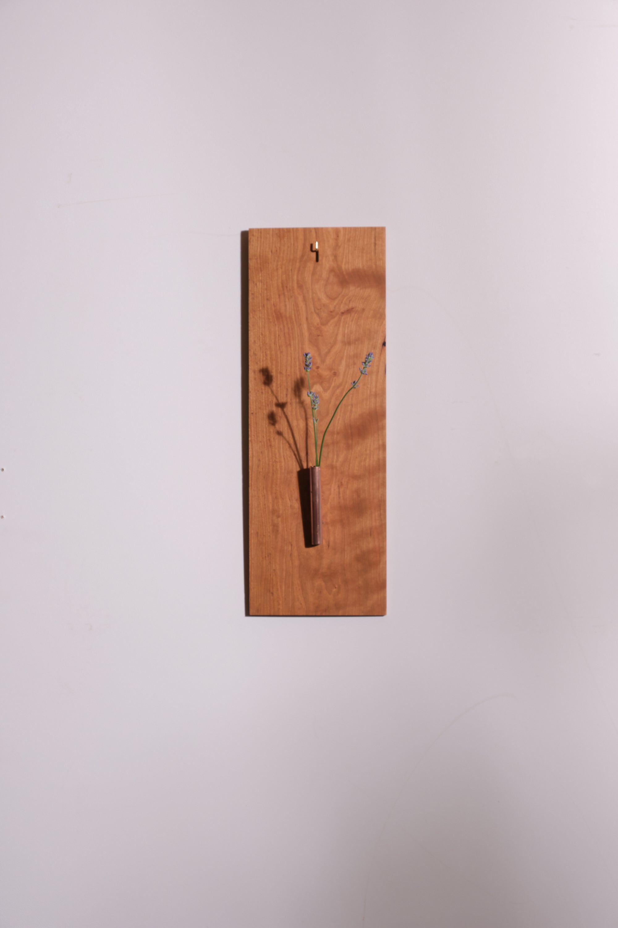 Haiku wall vase 15