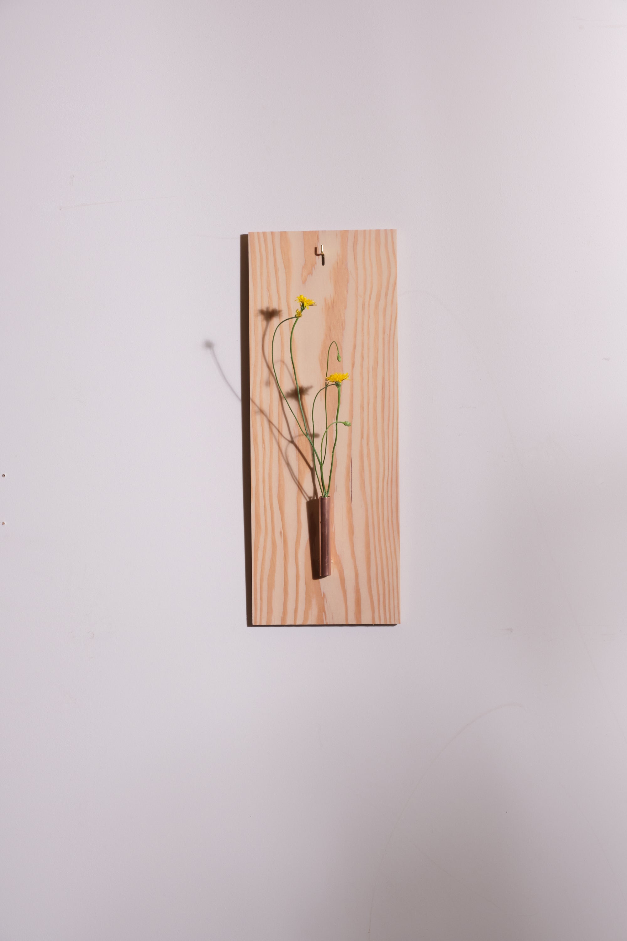 Haiku wall vase 18