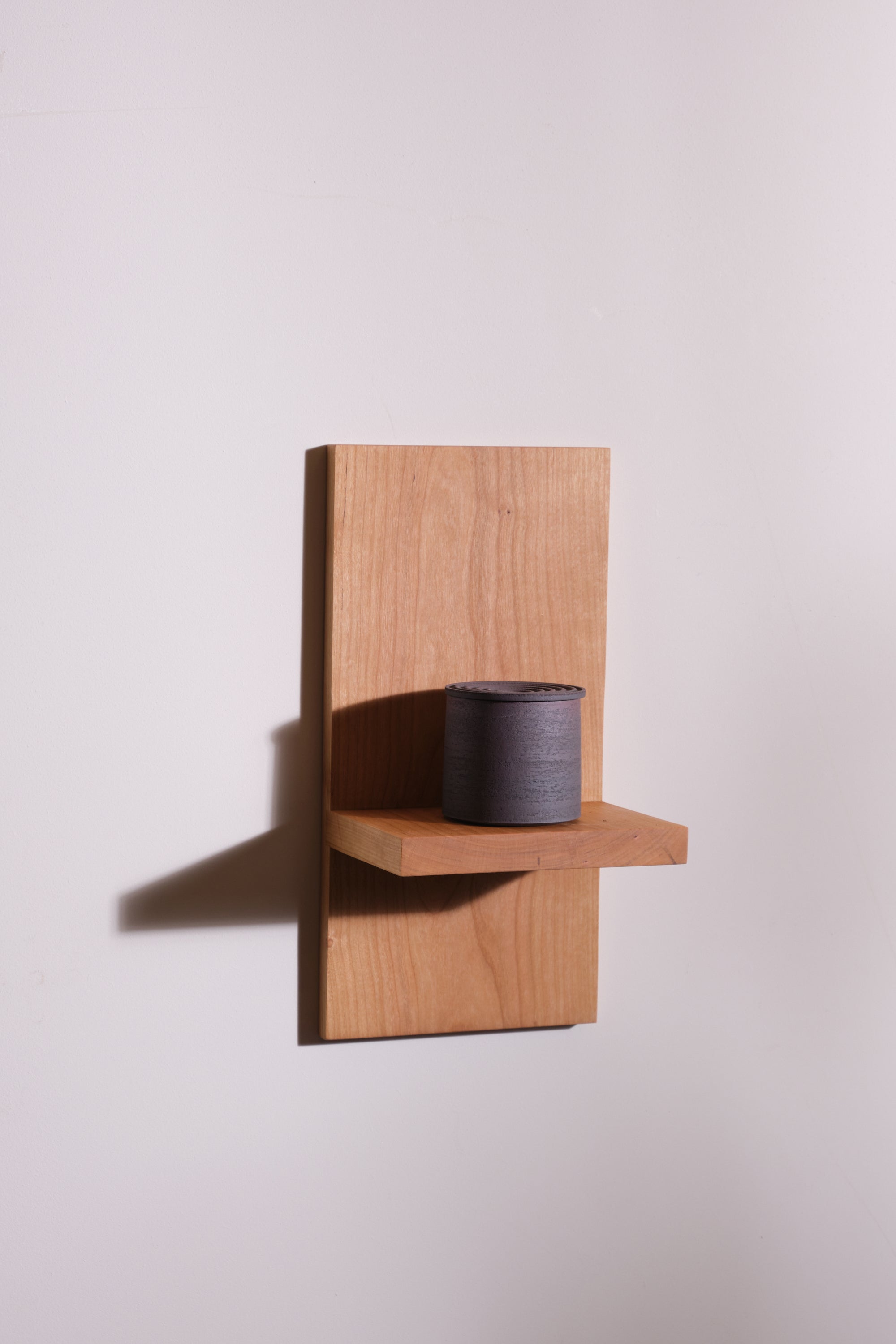 Tengu wall shelf 08
